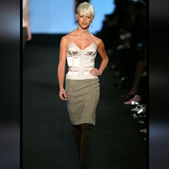 Archival STELLA MCCARTNEY Vogue x Met Gala × AW03 Runway Corset Dress Y2K SJP - Picture 8 of 16